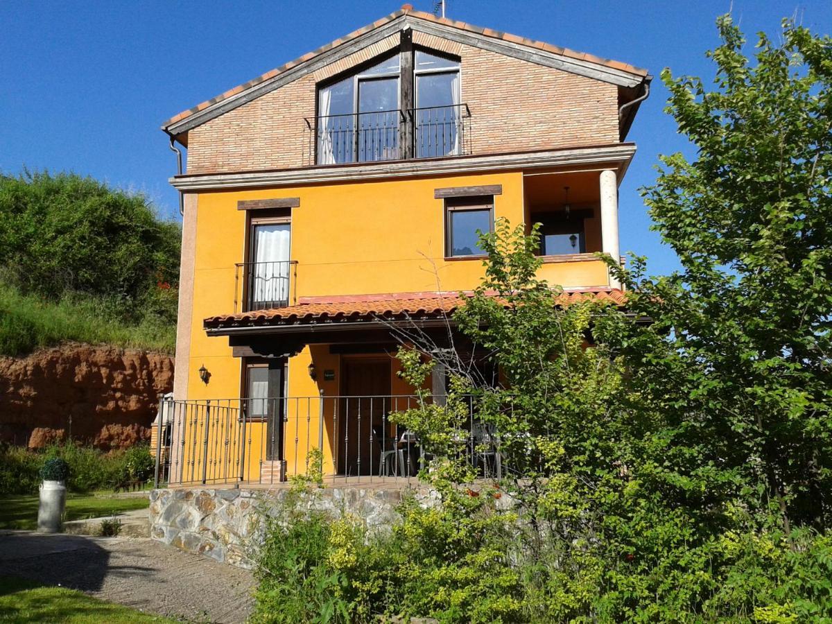 Casa Rural La Campana Con O Sin Atico San Millan De La Cogolla Exterior photo